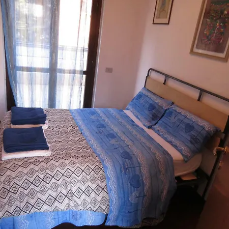 Beautiful With 3 Double Bedrooms - Bergamo.